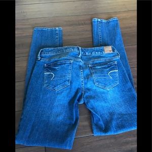 American Eagle skinny 8 R jeans